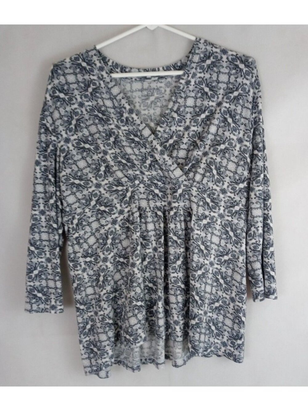 Croft & Barrow Women's Black & White Floral Blouse Size Large